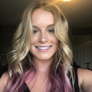 Meet your Posher, Riley